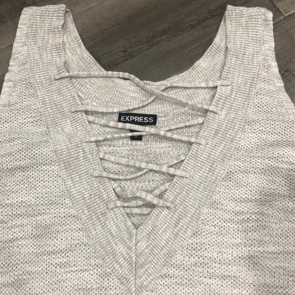 Express Sweater - Picture 2 of 5